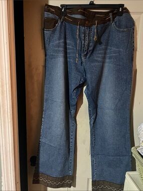 Baccini Boyfriend Straight Leg Jeans with Brown Trim